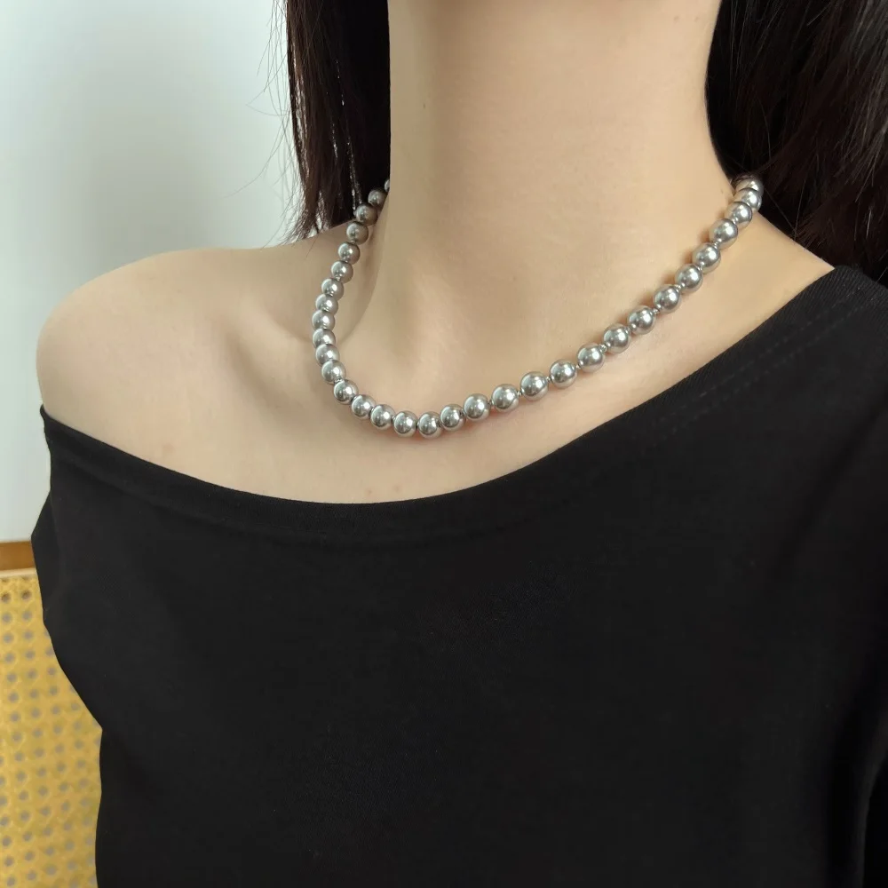 KAKODIY Charm Design Elegant and Stylish 925 Sterling Silver 8mm Round Pearl Necklace (For Women) detail 4
