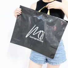 Wholesale custom pink shop boutique gifts die cut handle bag plastic bags for packaging