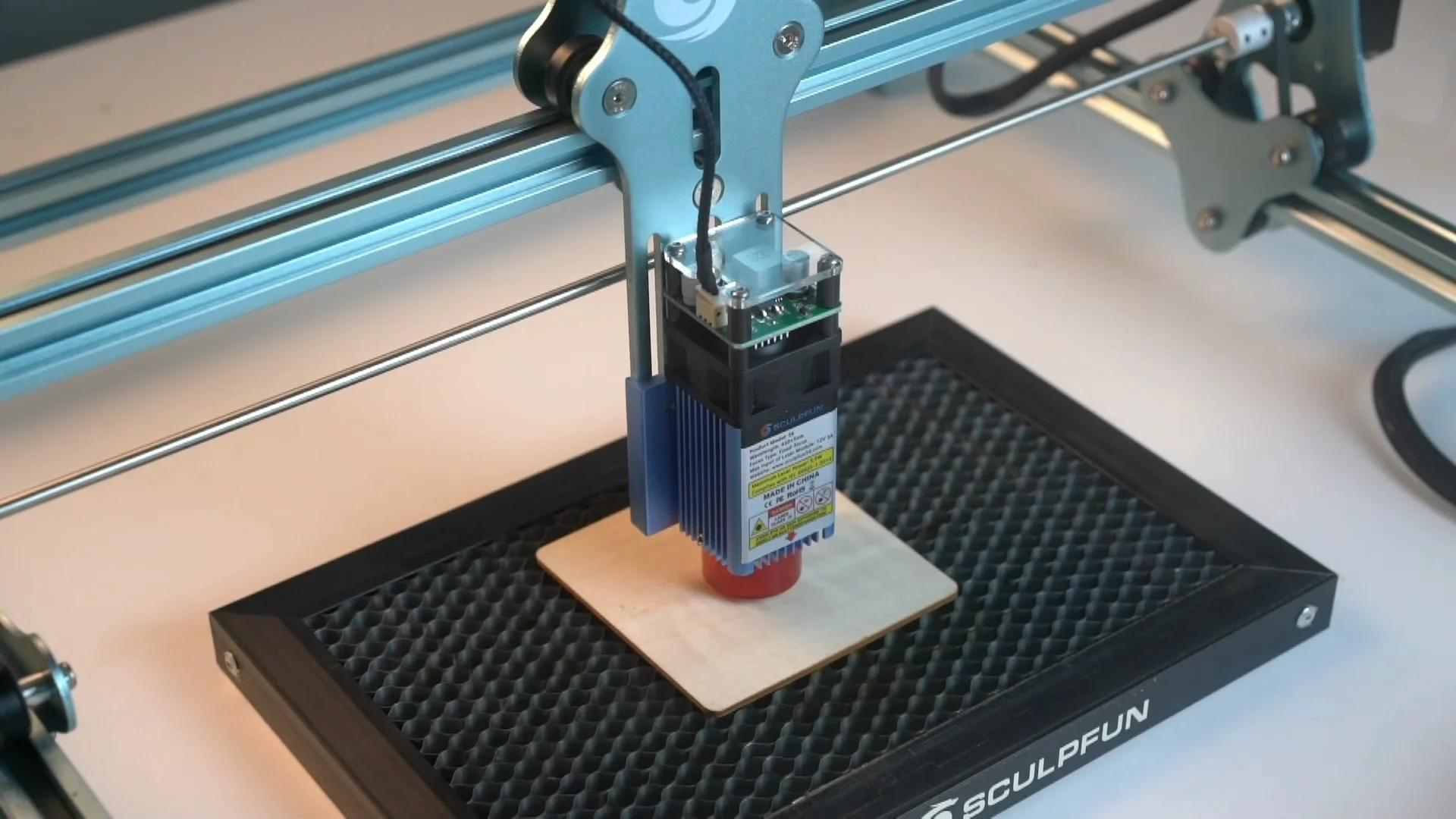 Sculpfun S6 30w Metal And Nonmetal Mini Photo Desktop 3d Printer Cutter