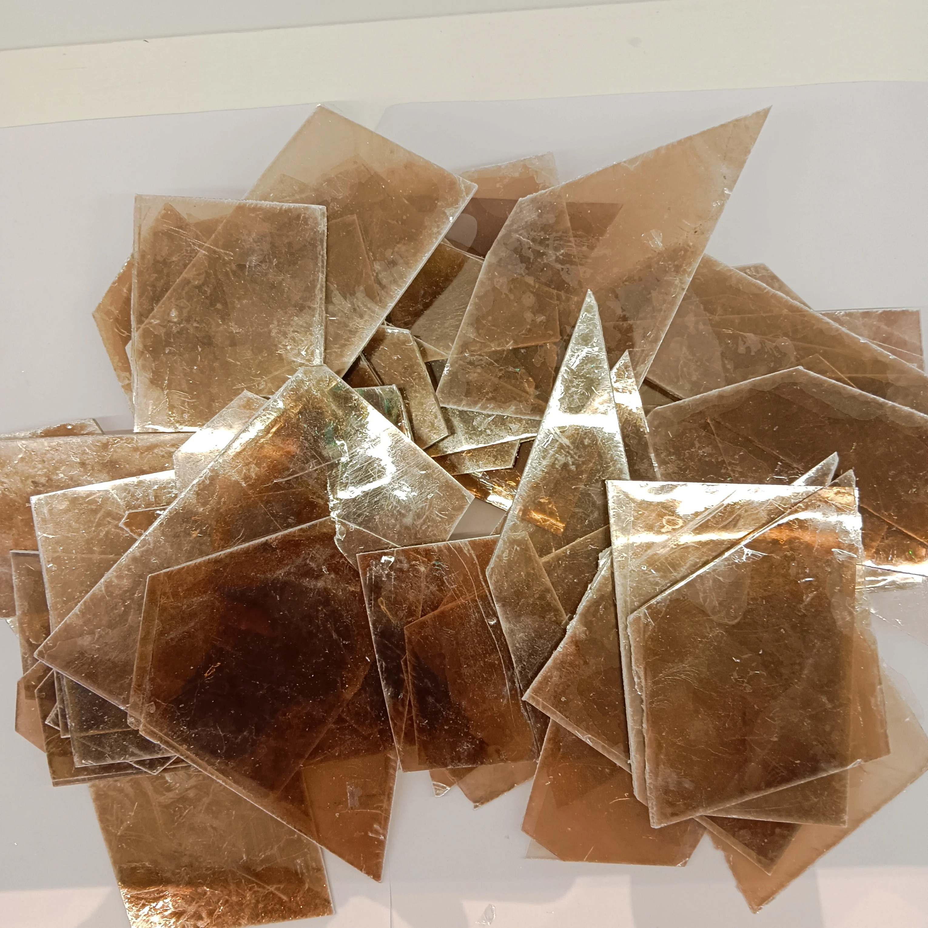 Natural Mica Sheets - High Temperature Resistant Insulation Natural Mica Sheets - High Temperature Resistant Insulation