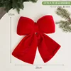 Gran lazo de terciopelo rojo