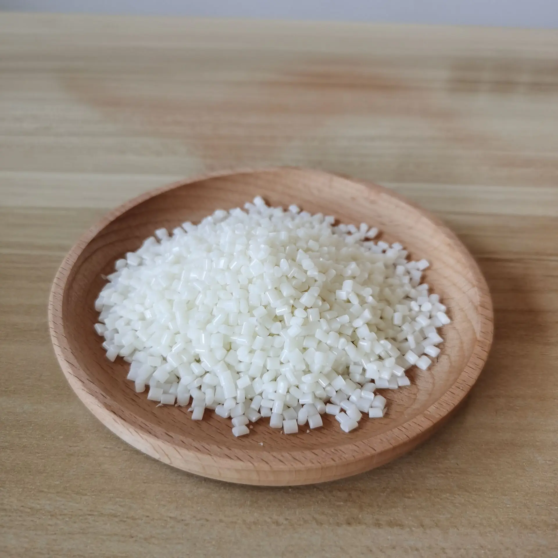 Compound Plastic Material PBT-RG15 Polybutylece Terephthalate Pbt Granules FR UL94 V0 Flame Retardant PBT GF15