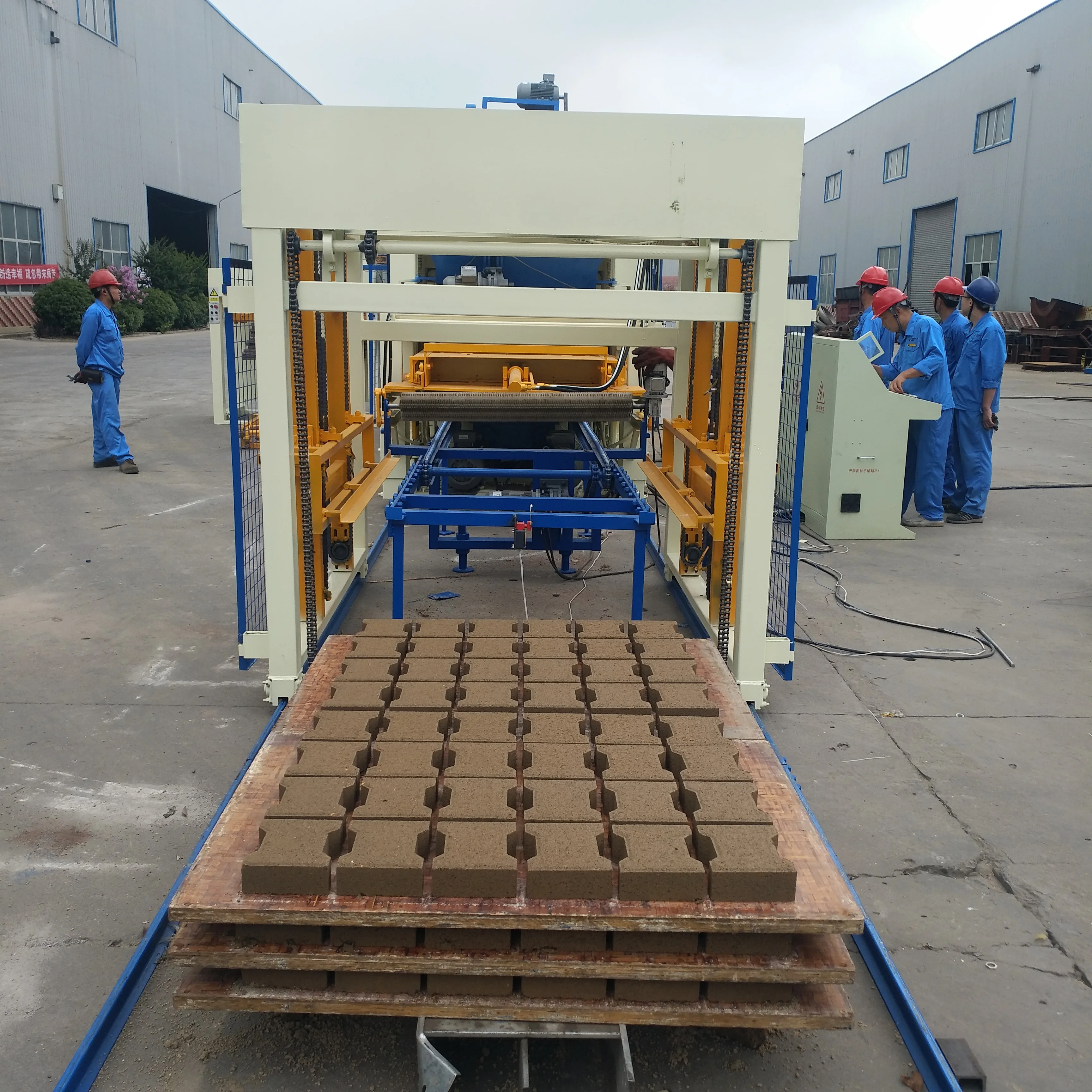 Fully Automatic Qt10-15 Automatic Hydraulic Cement Block Making Machinery Interlock Brick Paving Slab Making Machine