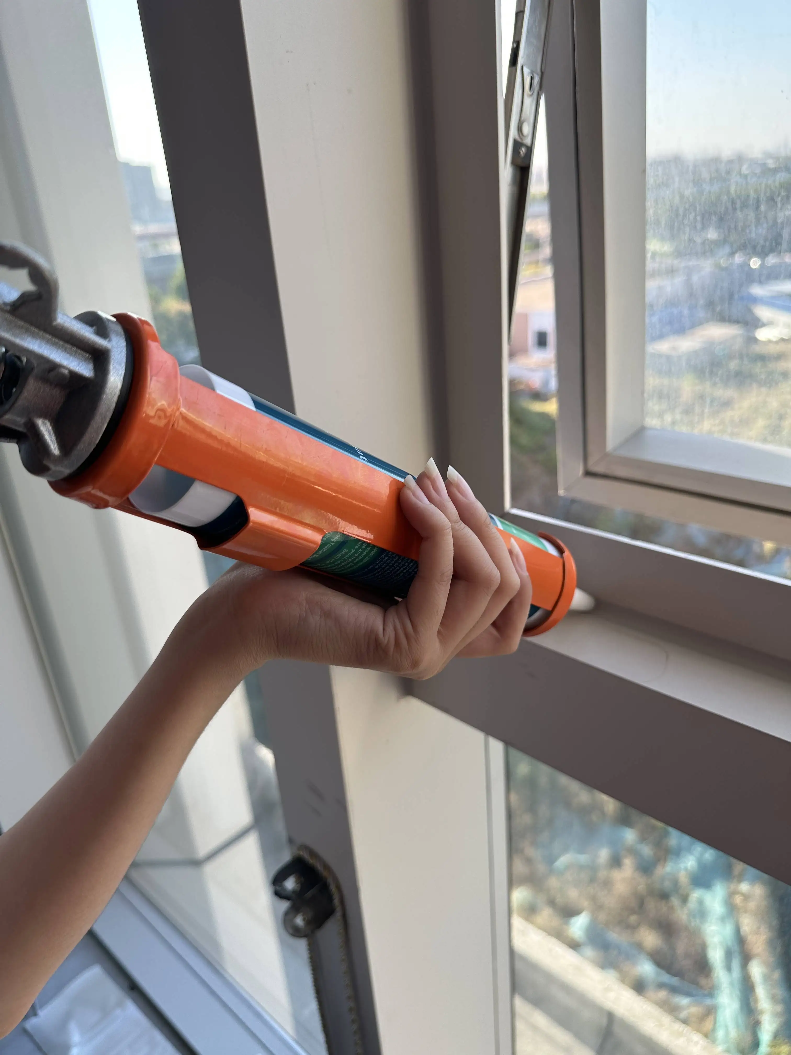 Sealing And Glazing Of Windows,Doors And Skylights Porcelain Tile