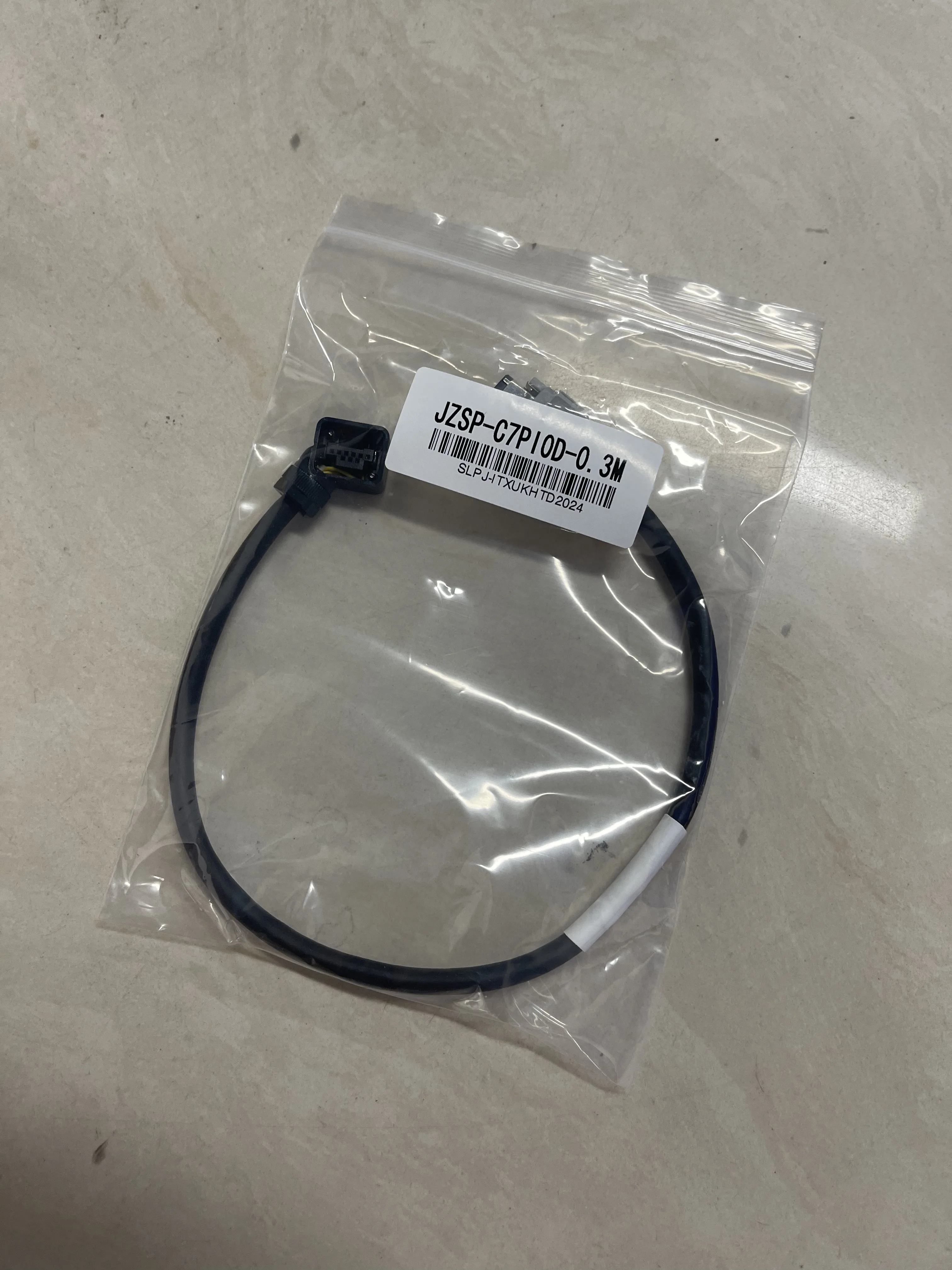Yaskawa Servo Cable JZSP-C7PI0D-0.3M Yaskawa Servo Cable JZSP-C7PI0D-0.3M