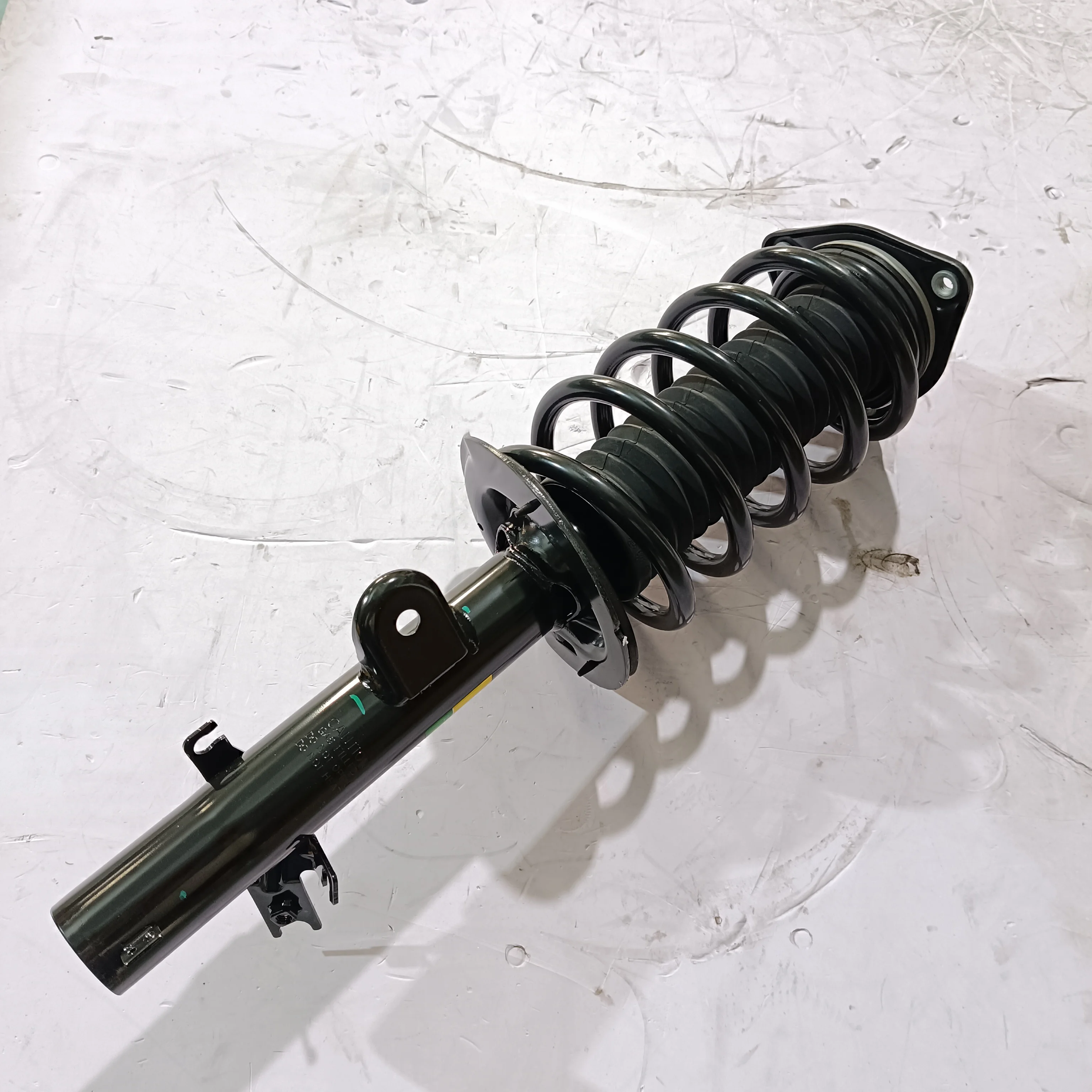 2905104XGW02A 2905105XGW02A Front Shock Absorber Assy for Haval Jolion Front Suspension Strut Auto Parts