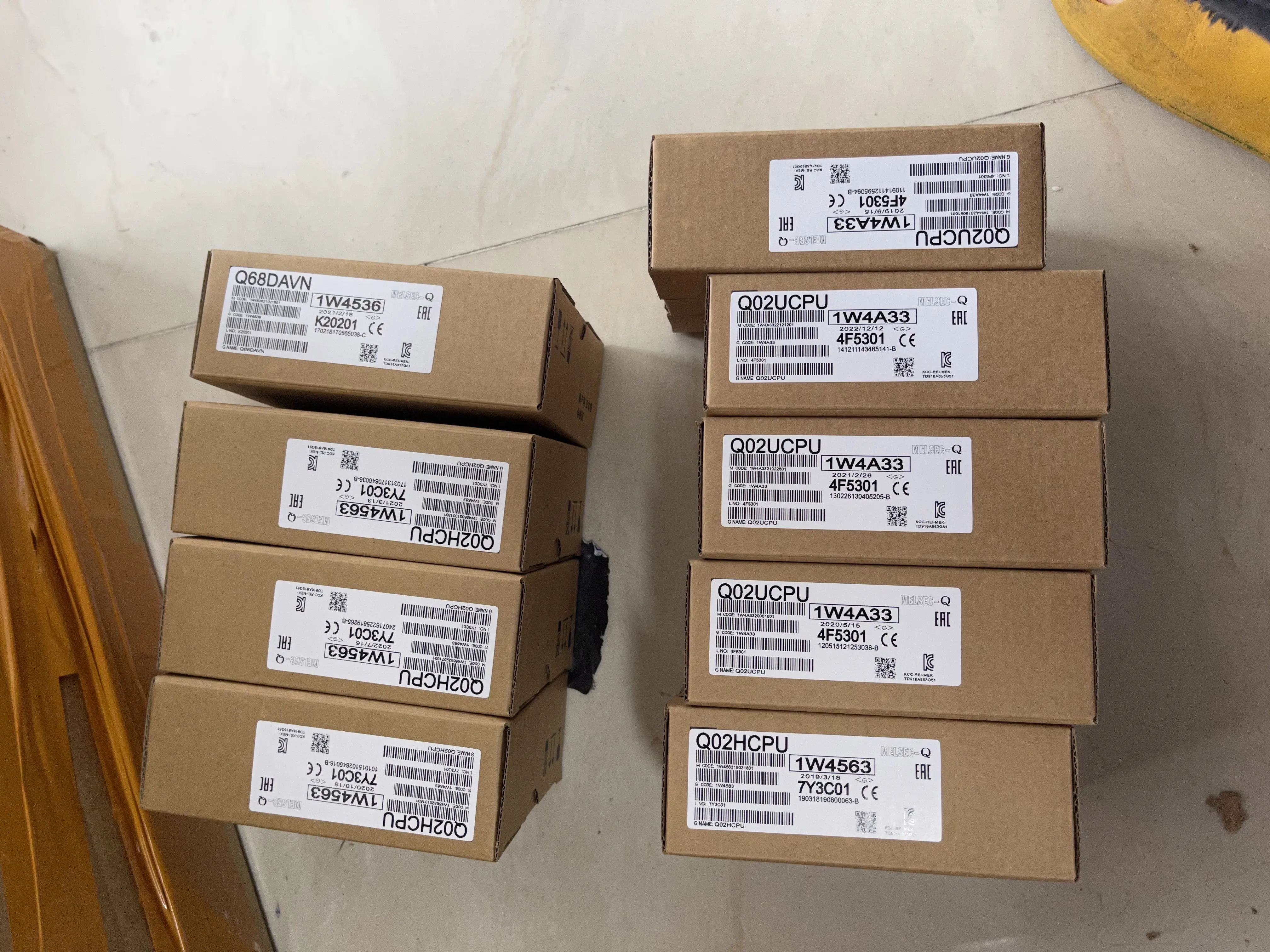 Mitsubishi PLC CPU Unit / Analog I/O Module Q02UCPU