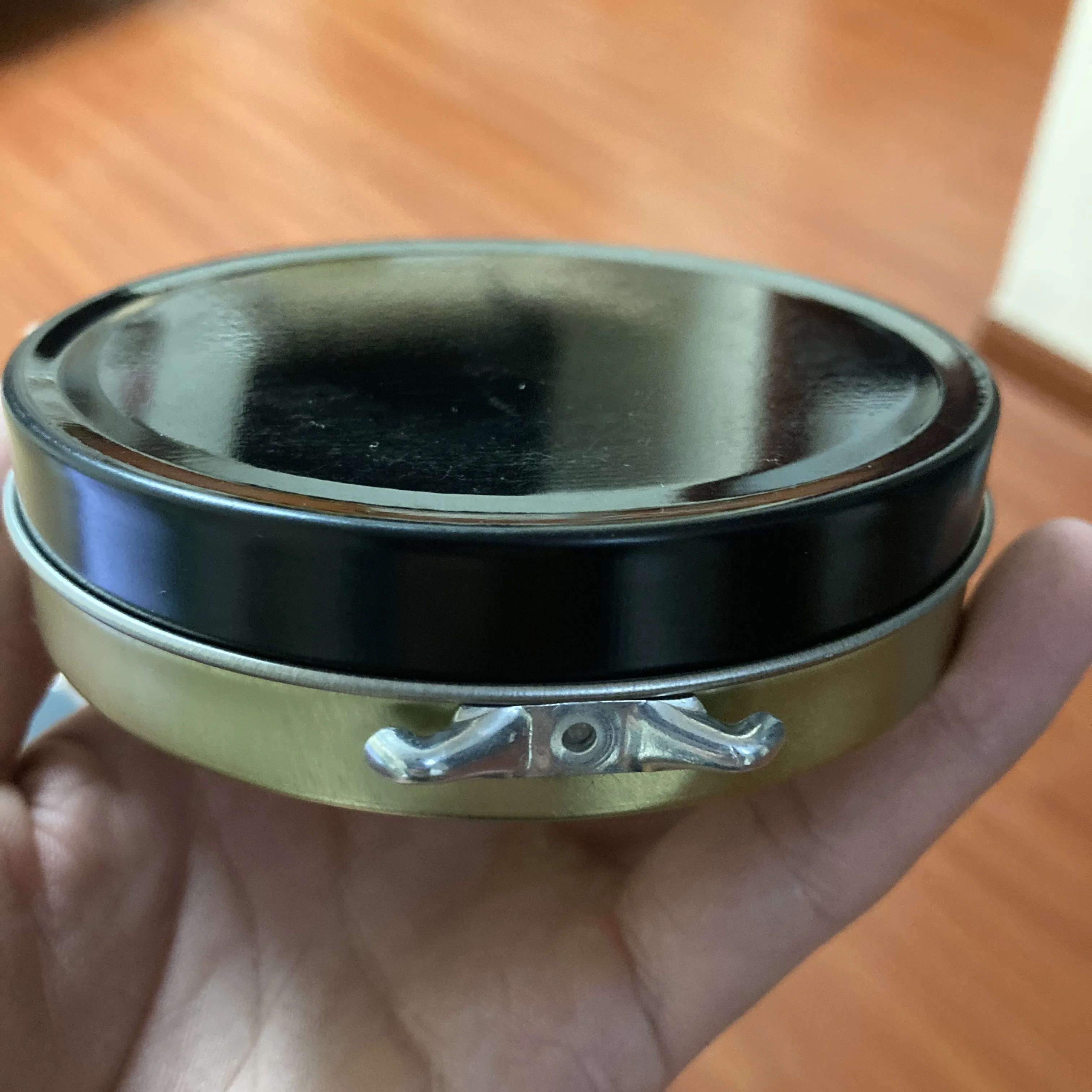 Premium Custom Logo Empty Cosmetic Wax Round Tin Container for Shoe Polish