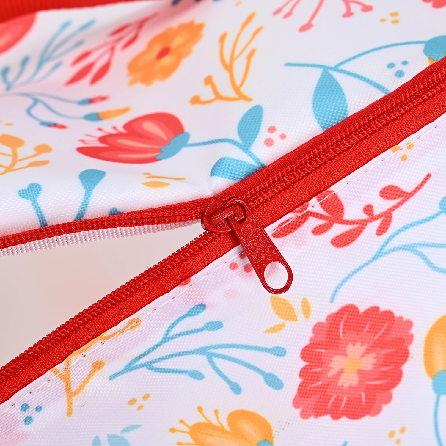 OEM/ODM Custom Large Capacity Zipper Non-Woven Polyester Bag Durable Luxury Insulation for Camping with Free Logo Sample details