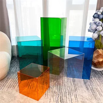 Functional 15*15cm Clear Acrylic Paper Weight Display Rack Clear Acrylic Sign for Desktop Decoration and Gift Giving