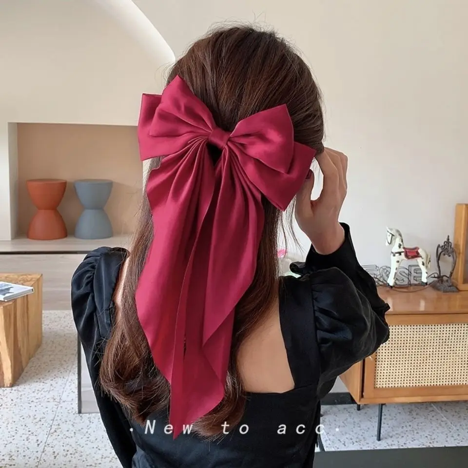 herlipto Back Ribbon Tiered Satin Dress 【公式通販】