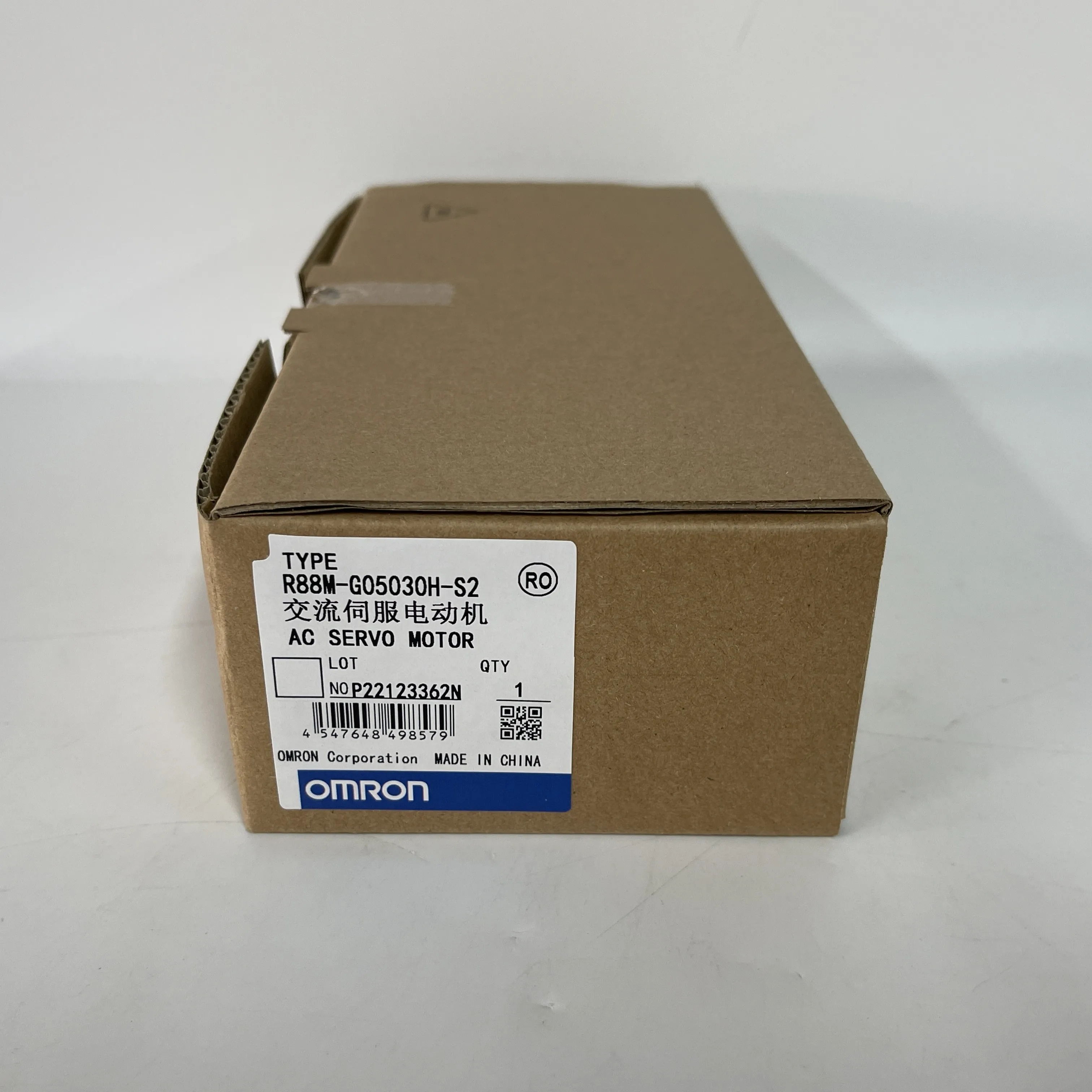 Omron AC Servo Motor R88M-G05030H-S2 Omron AC Servo Motor R88M-G05030H-S2