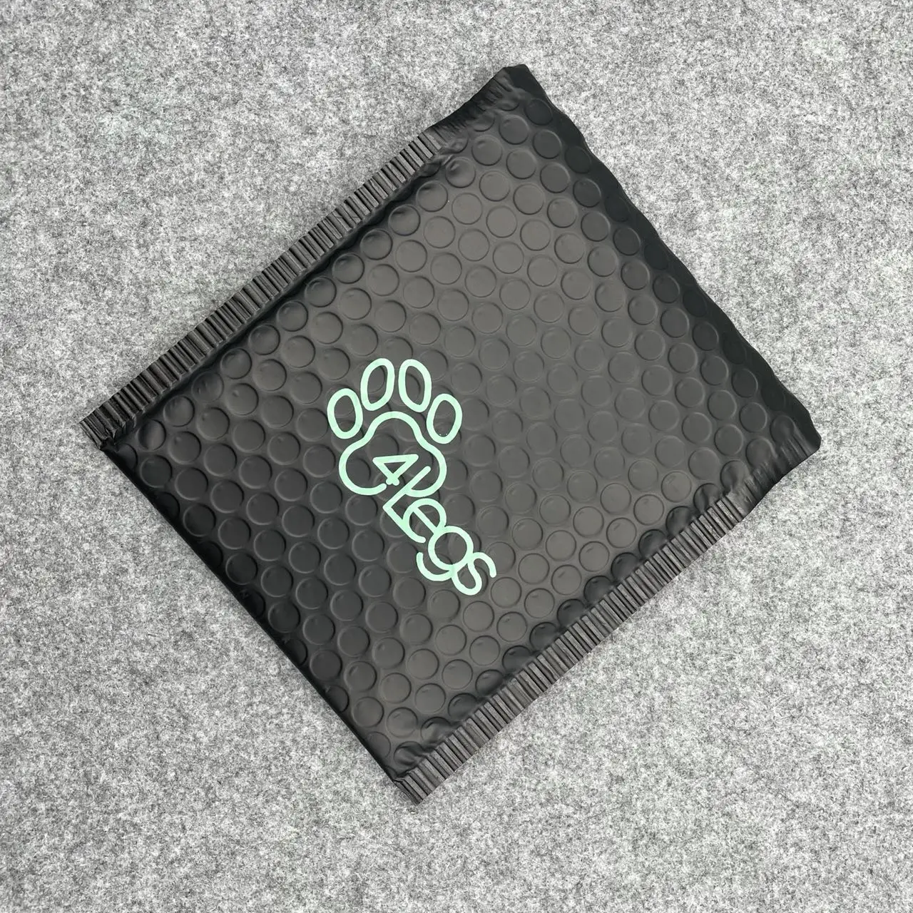 bubble mailer bag (12).jpg
