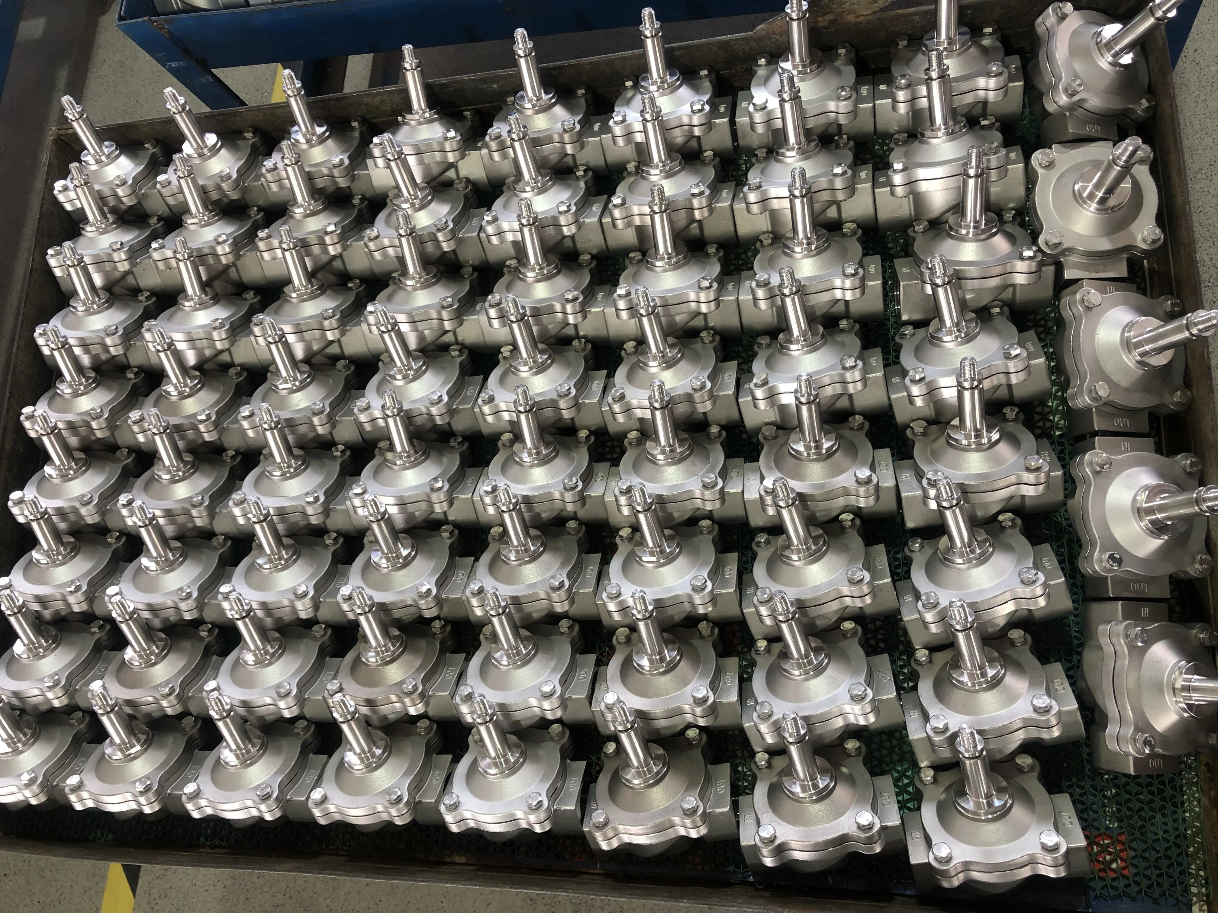 Stainless Steel Solenoid Valve DN65MM DN80MM 3INCH Thread Type with Diaphragm Structure