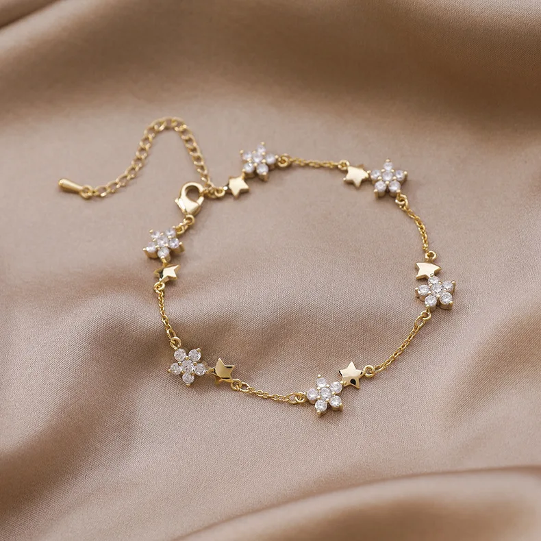 Butterfly Marquise Emerald Crystal Bracelet , Butterfly Bracelet, Cute  Bracelet, Rose Gold Bar Bracelet, Dainty Bracelet, Delicate Set - Etsy