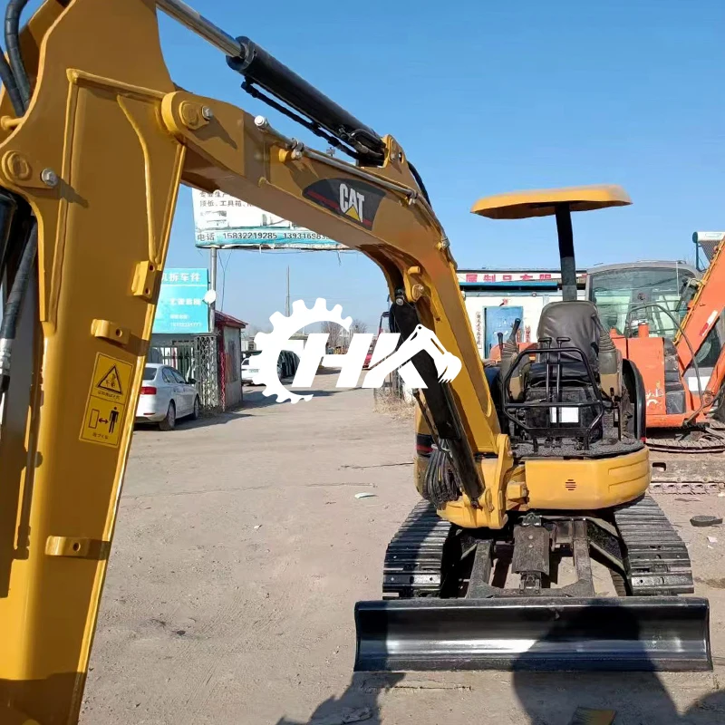 Thiết bị thi công công trình dân dụng và giao thông của HangKui – CAT 303 / Máy xúc nhỏ Cat 303 đã qua sử dụng để bán, máy xúc bánh xích Caterpillar 303