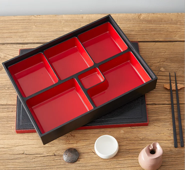 Japanische Bento Box Mit 6 Fächern – In Rot/Schwarz Lackiert – Perfekt Für Sushi, Reis & Mehr – Made In Japan