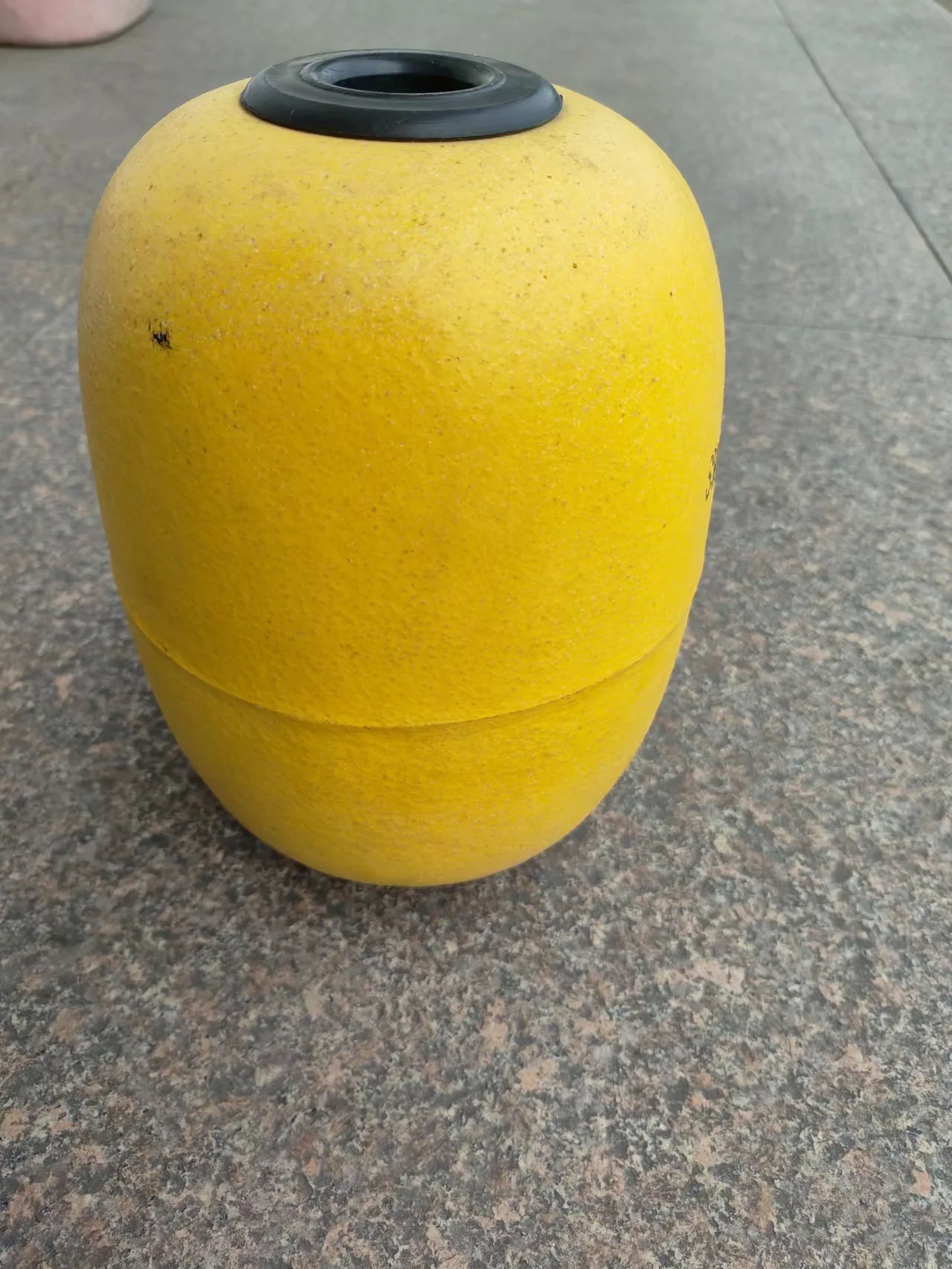 China Factory Yellow Oval Perforated EVA Float Cylindrical All Sizes Plastic Floating Light Buoy Fishing Net Float