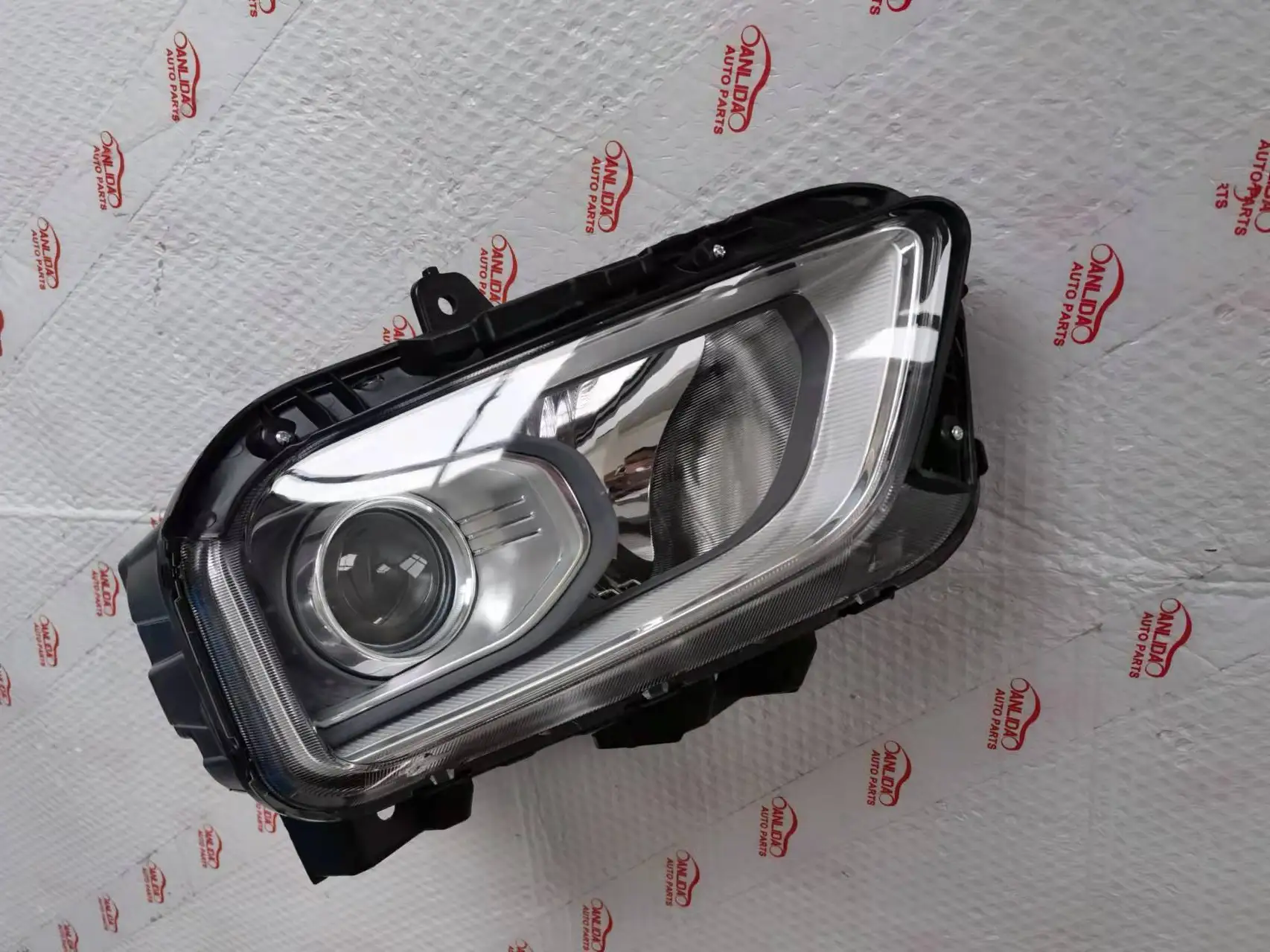 Hcc02a47f5a494763bc986e806c7d5