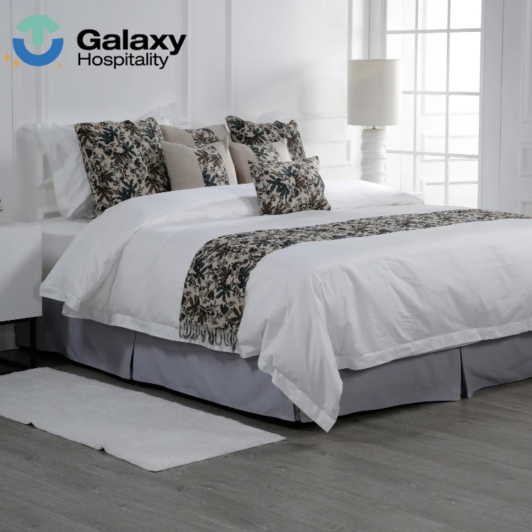 Современный простой комплект постельного белья большого размера