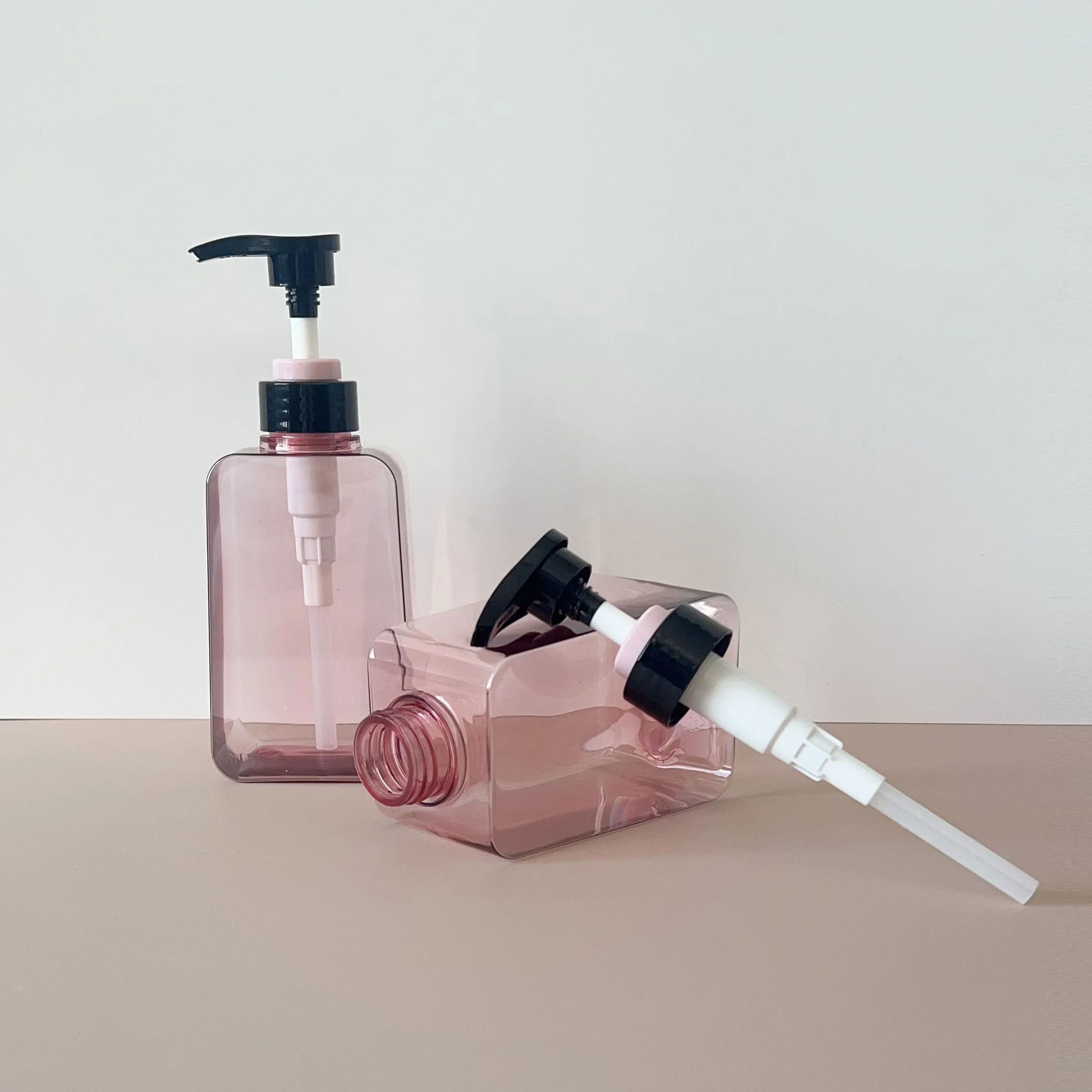 Multiple Capacity 50ml 250ml 450ml 750ml Petg Hand Sanitizer Shampoo Body Wash Scrub Plastic Bottles