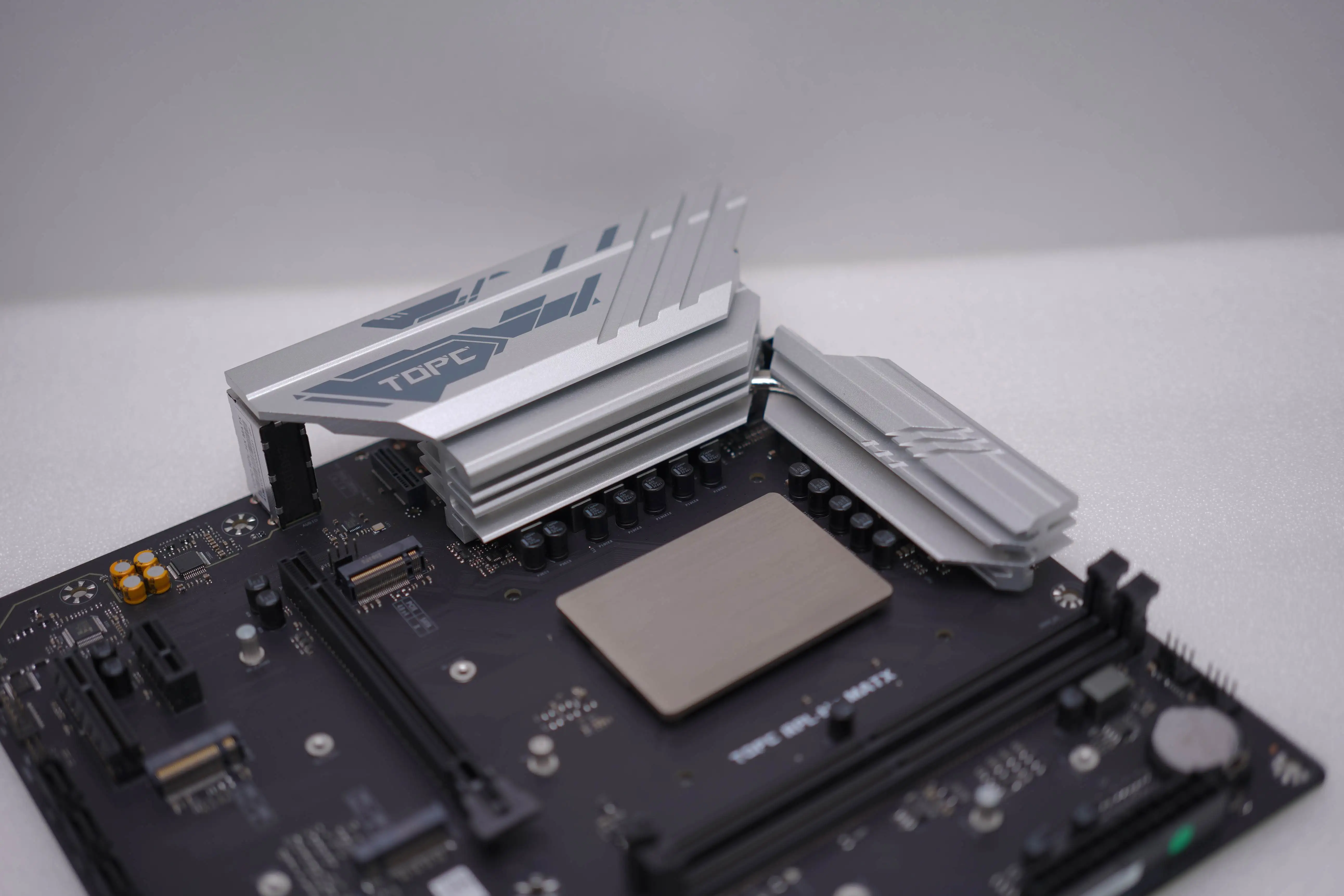 Wholesale TOPC I9-13980HX 24-Core 32-Thread DDR4 Home Business