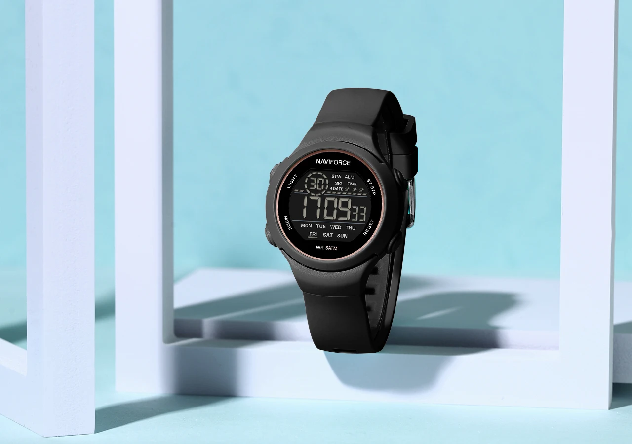 NAVIFORCE 7119 Watch for Woman Casual Waterproof Day and Date Display Silicone Strap Wristwatch LCD Digital Electronic Watches