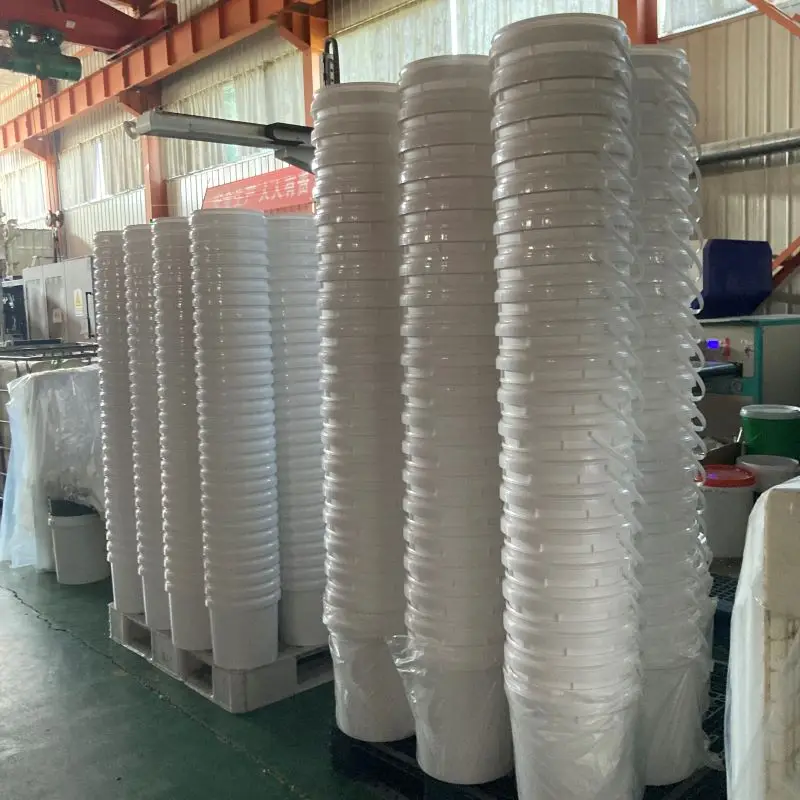 1 Gallon 5 Gallon Plastic Buckets Easy Opening Pail Recycle Use Plastic