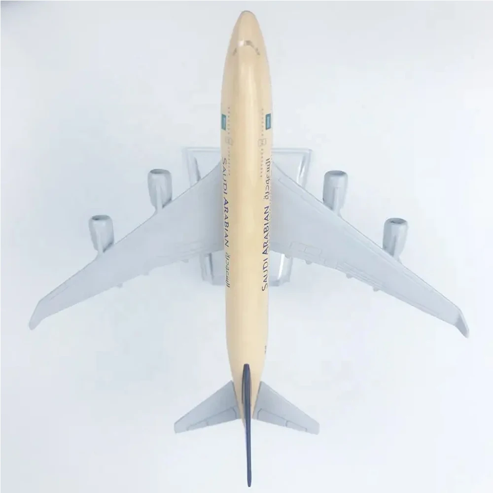 Aircraft Plane Model for Gift 1:400 Alloy Scale Model Aircrafts B747-400 SAUDI ARABIAN Airlines 16cm Boeing Model Airplanes