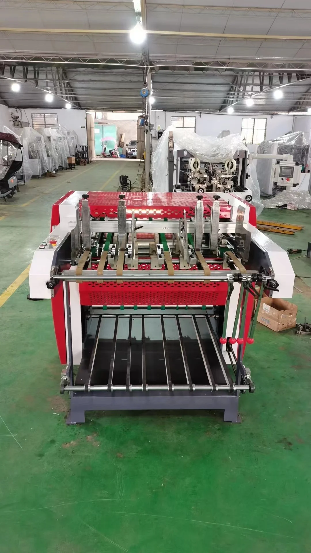 Automatic Concrete Wood Paper Cardboard Mdf V Grooving Slotting Machine