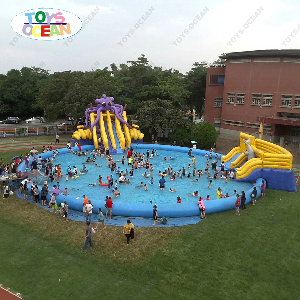 2023 New Large Outdoor Inflatable Ground Swimming Pool Water Slide