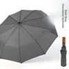 Cuadros de madera clara y gris oscuro