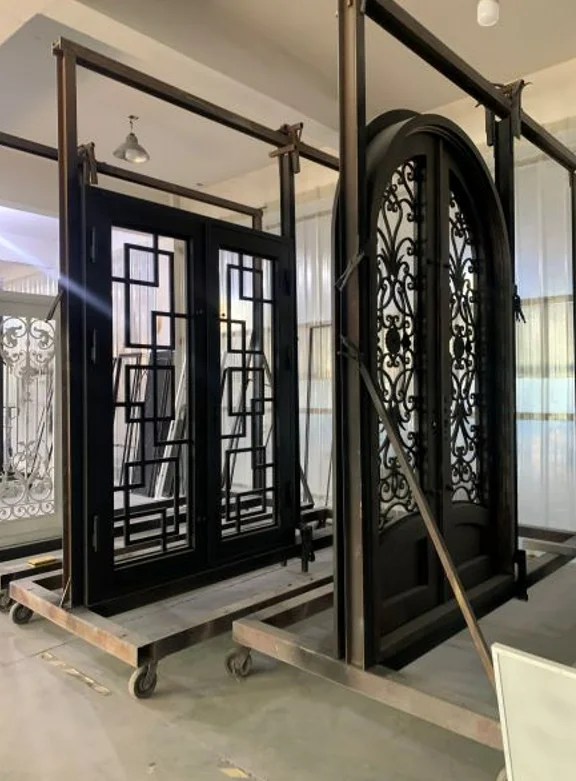 Door Main Surface Pattern Finish Mount Wmetalt Iron Gates Style Steel New Modern Design Cheap Price Latest Europe Village Villa