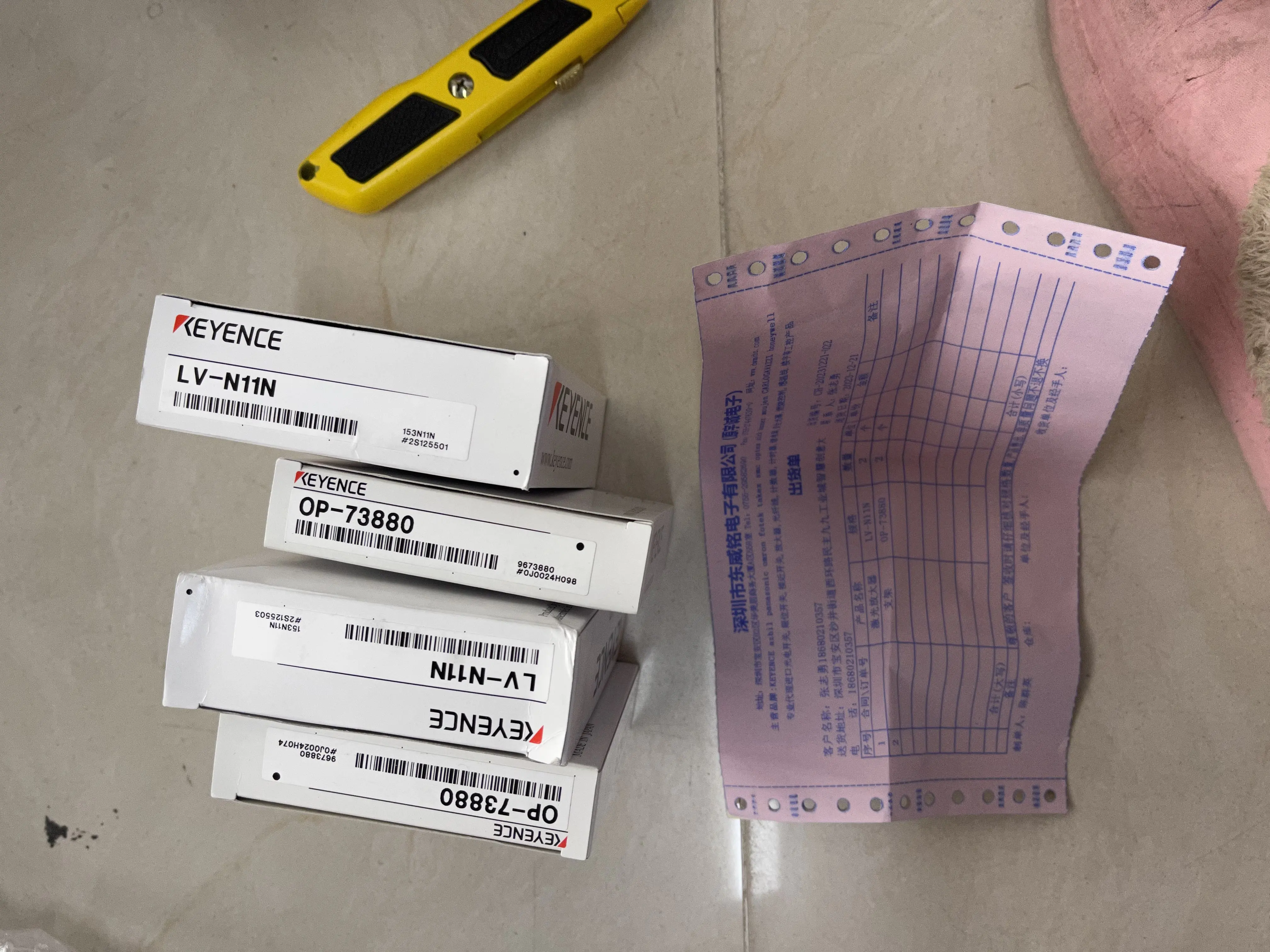 KEYENCE Laser Sensor Amplifier LV-N11N KEYENCE Laser Sensor Amplifier LV-N11N