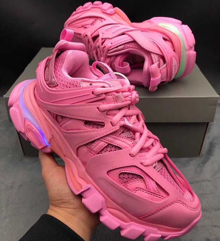 wholesale brand sneakers