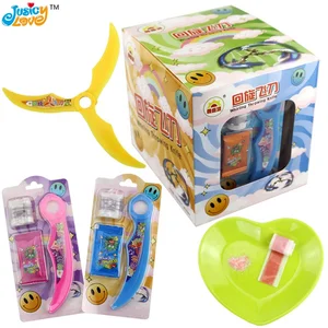 New Product Funny Flycutter Toy With Roll Soft Candy and Popping Candy