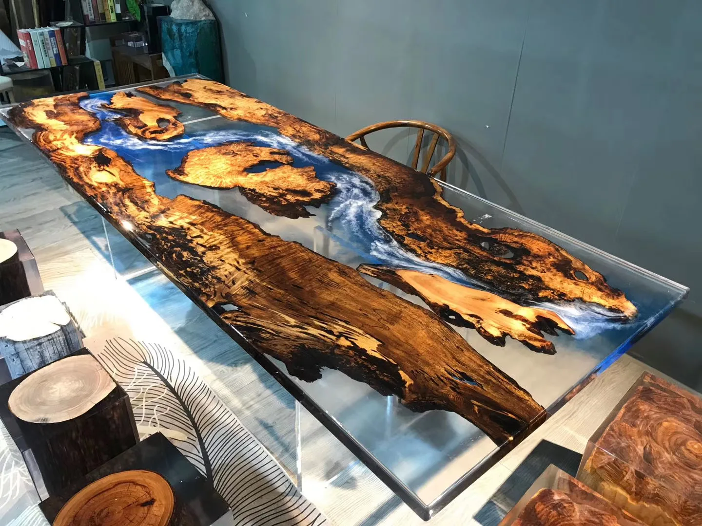 Высококачественный обеденный стол из ореховой смолы специального дизайна прозрачная вода синяя река эпоксидная