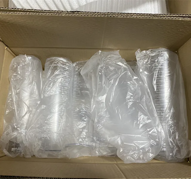 Negative pressure drainage bag