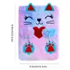 Gatto dal cuore rosso