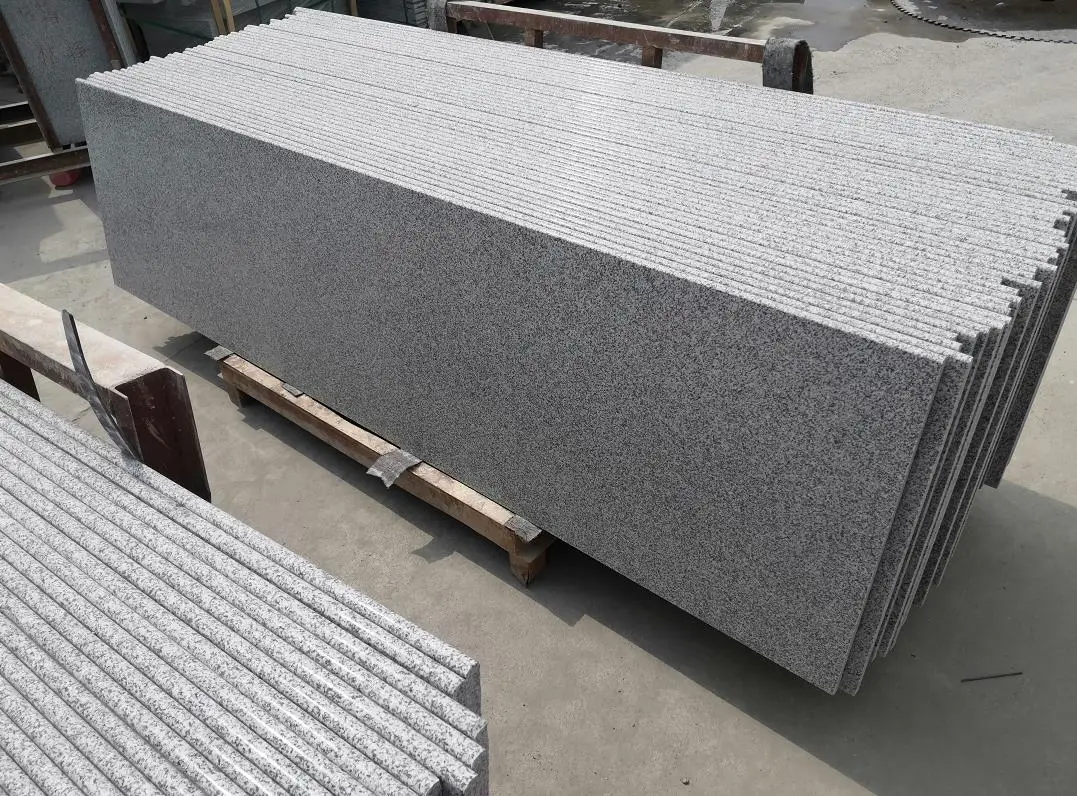 300x600 Natural Gray Granite Tile Sheet, 10mm Polished for Outdoor