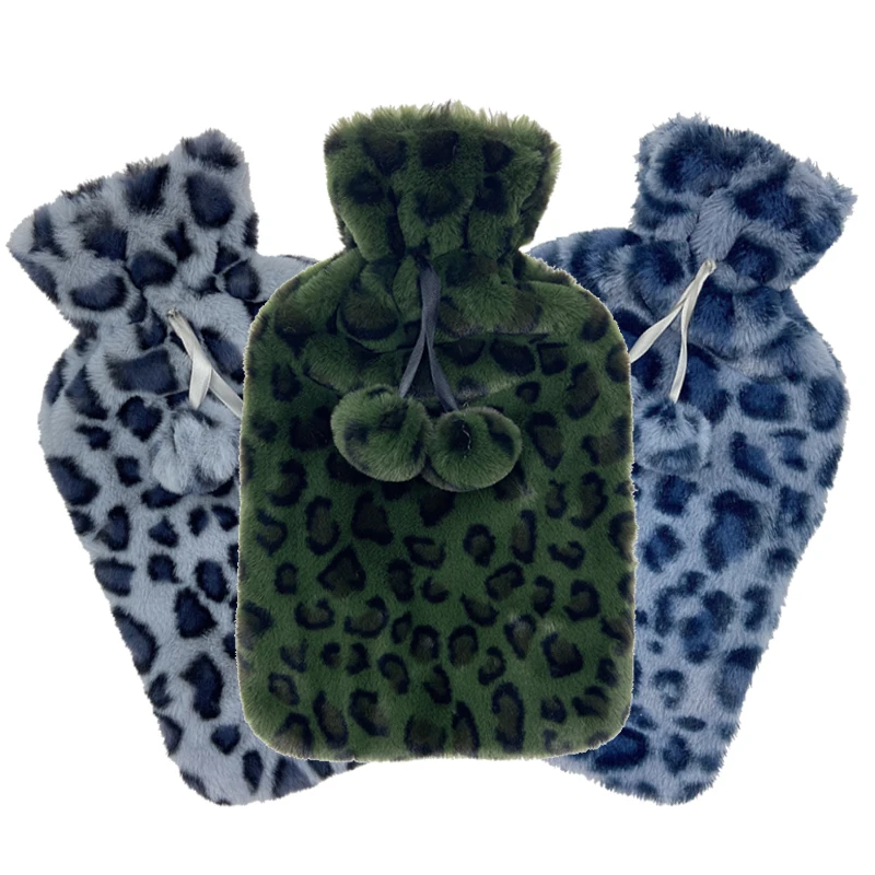 hot selling custom high quality rubber heat pack hot water bottle water bag body warmer soft plush leopard cover