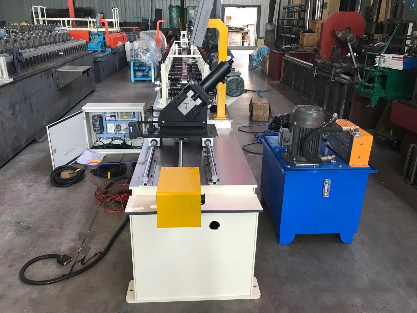 C-channel Manufacturing Machine Metal Stud Machine Steel Frame Maquina ...
