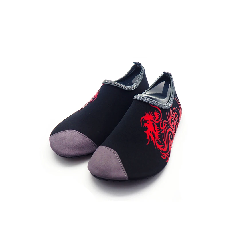 Оптовая продажа, Новое поступление, акваобувь с принтом на подошве из ПВХ для прогулок на открытом воздухе, быстросохнущая Нескользящая пляжная обувь со стелькой из ЭВА