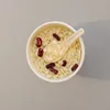 Arroz con frijoles rojos, azúcar y agua.