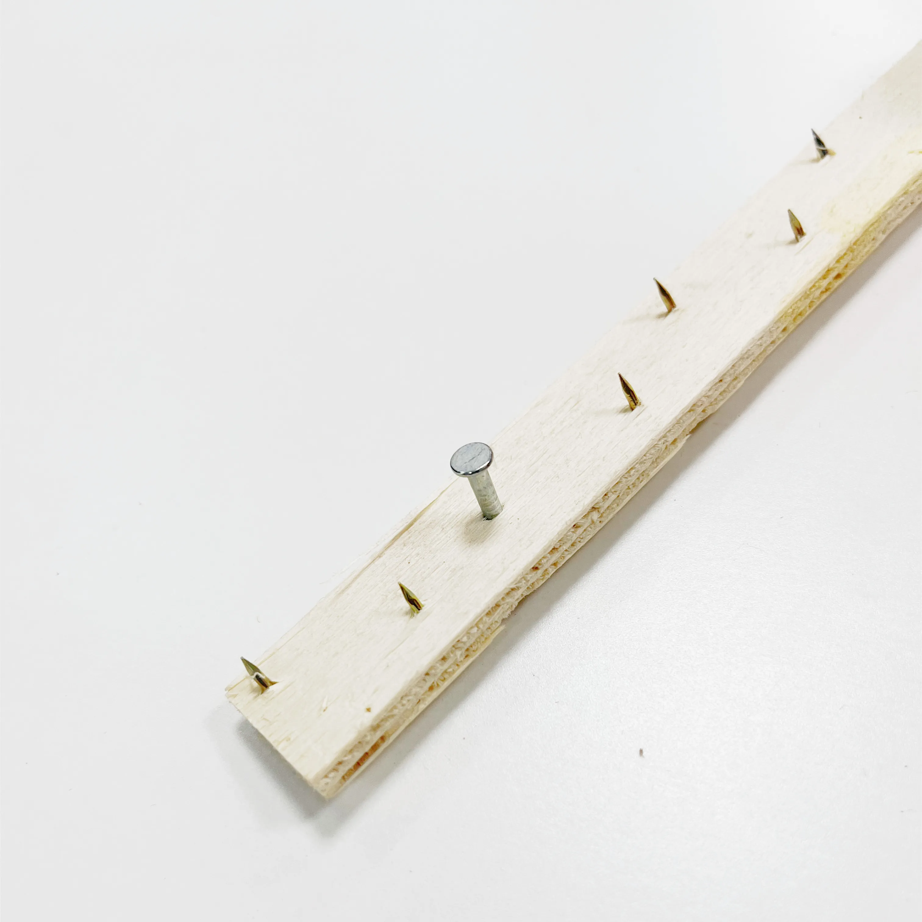 1" Concrete Nail Carpet Tack Strip Wood Gripper Rod/carpet Smooth Edge