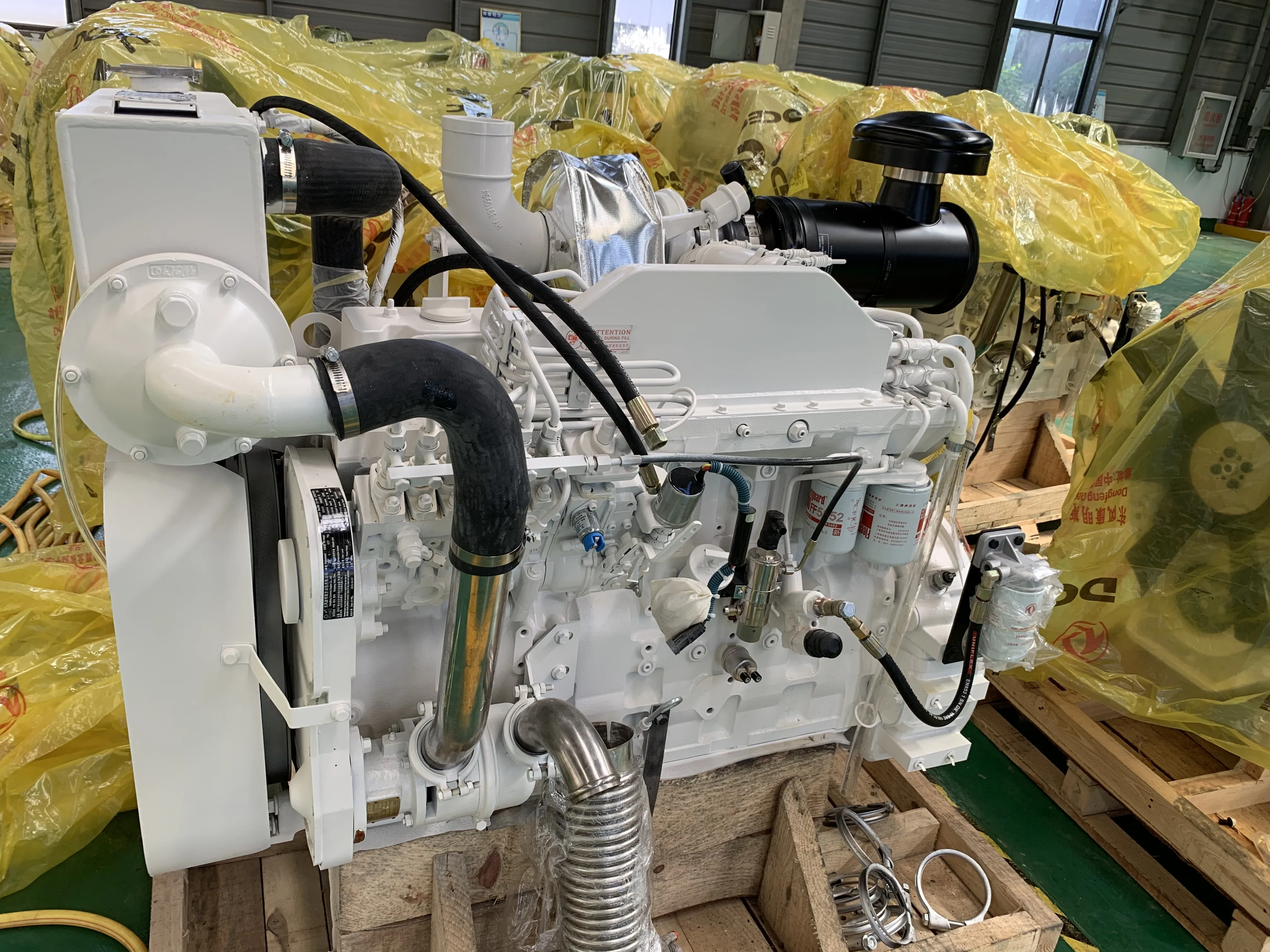 Cummins 6cta8.3-m220 Marine Diesel Engine Boat Engines 6cta 6ct ...