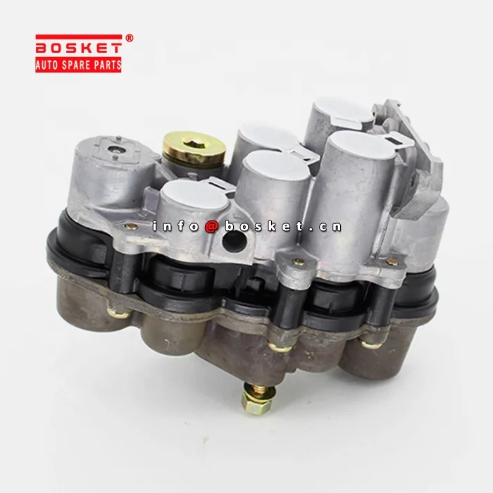 1-85576369-0 1855763690 ISUZU CXZ51K Air Dryer Protection Valve
