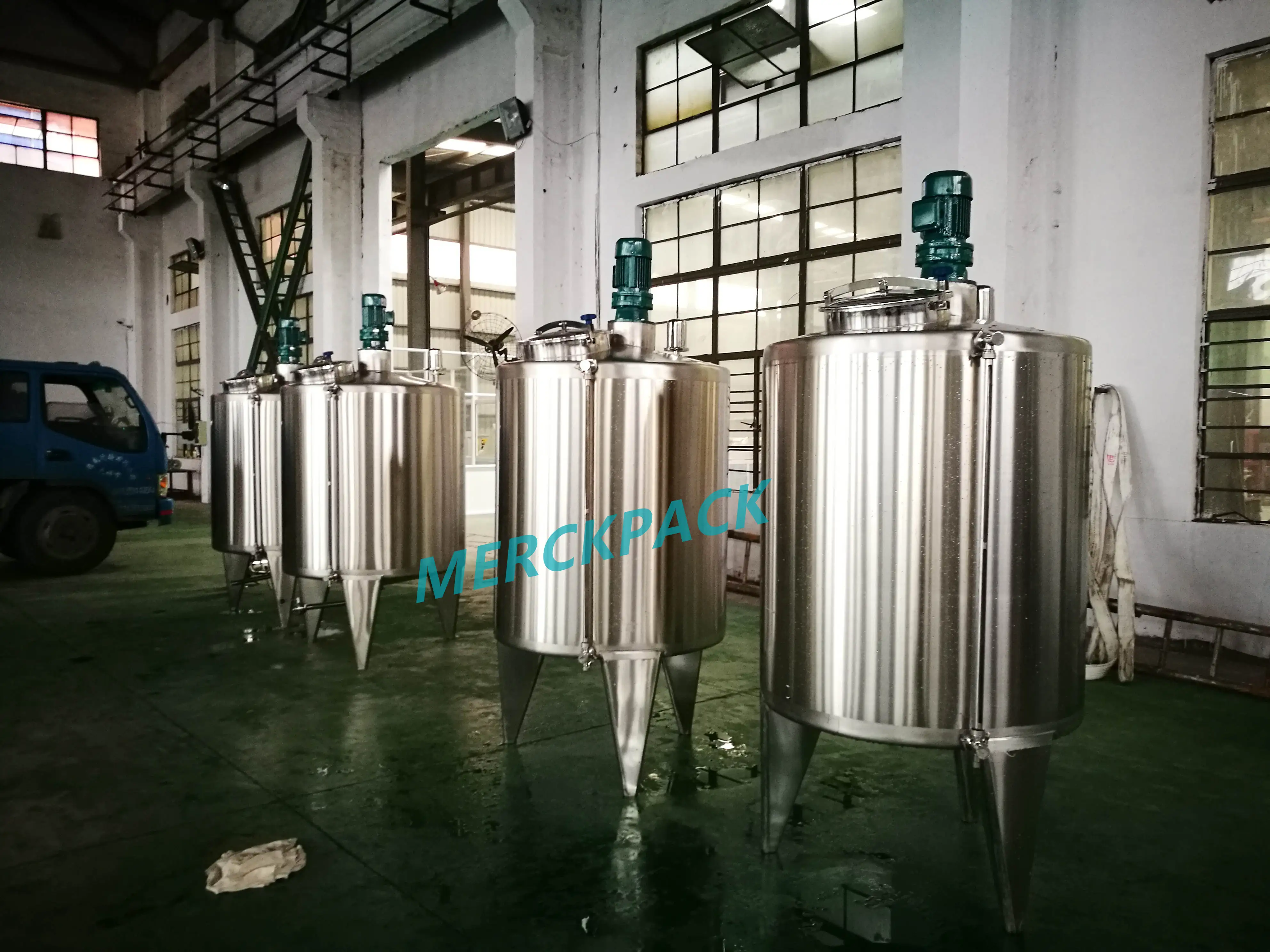 SUS304 Stainless Steel Water Tanks for RO System Efficiency