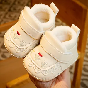Wholesale 0-1 Year Baby Prewalker Shoes Fashion Winter Thickening Soft Sole Toddler Shoes for Baby Girls
