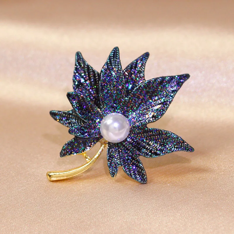 Hot Sale 22 Style Women Luxury Brooches Pins Dainty Designer Rhinestone  Crystal Brooch Pearl Flower Fashion Brooch